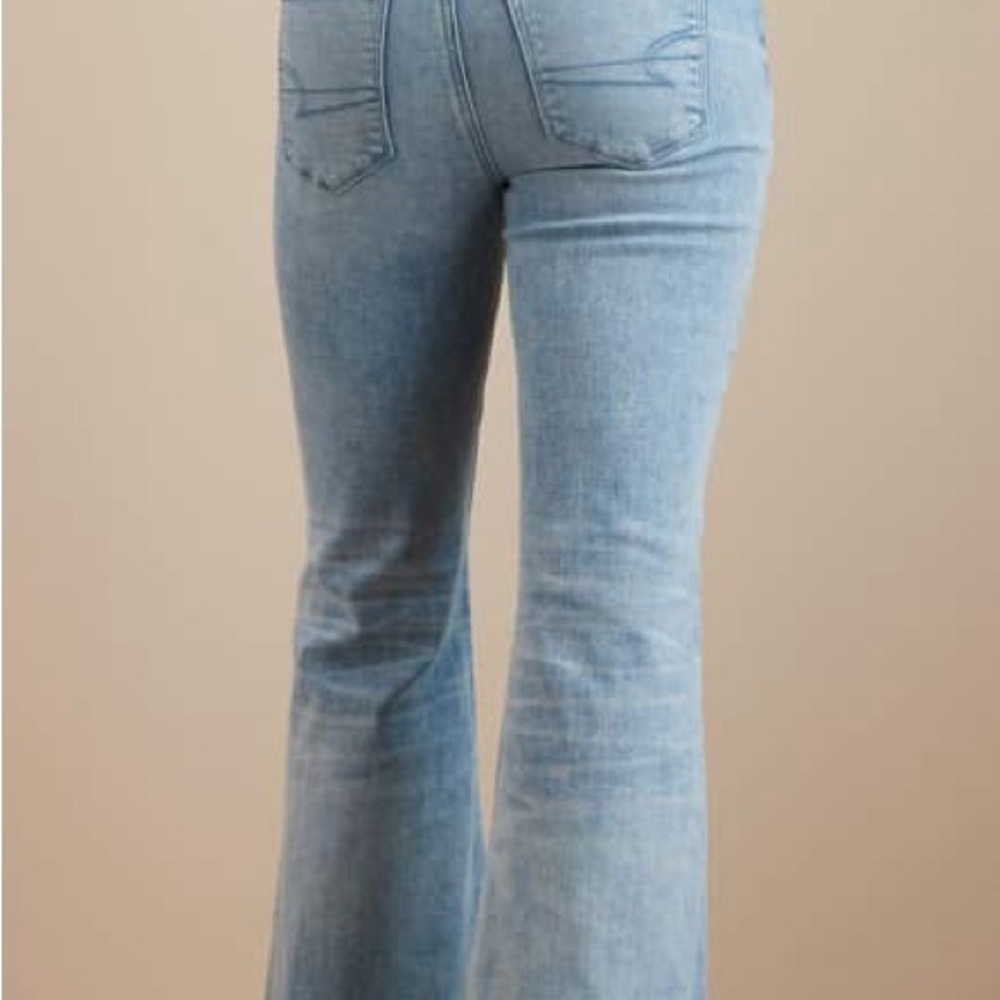 American Eagle Outfitters Women's Light Blue Jeans - Picture 6 of 7